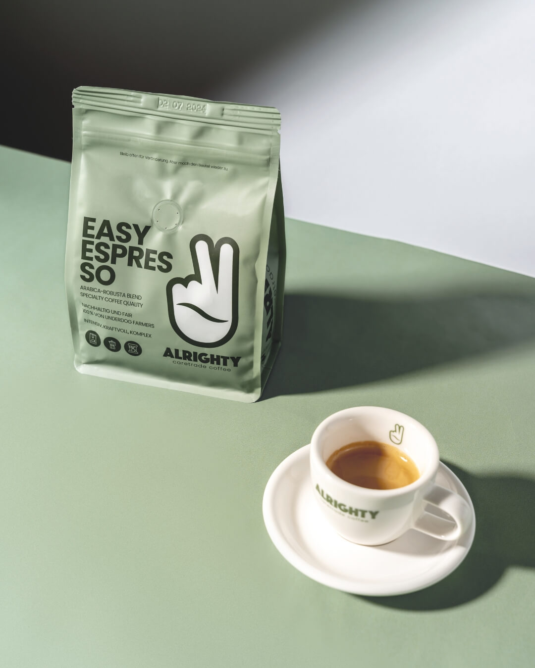 ALRIGHTY Espresso Tasse mit Untertasse